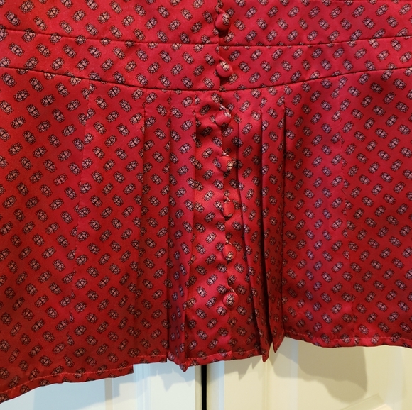 Silk Nanette Lepore Maroon Patterned Shirt Sz 4 - Picture 3 of 4